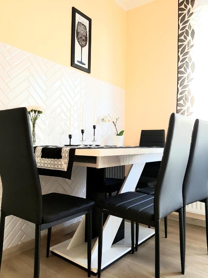 Apartment Glamour Downtown Balcony Krakau Exterior foto